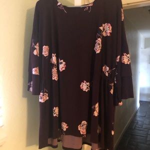 3/4 sleeve maternity blouse